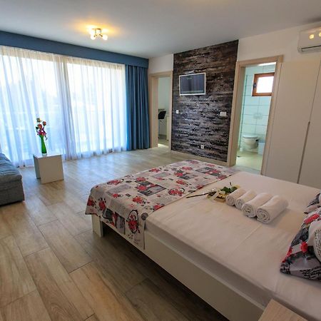 Apartments Matkovic Lux Sutomore Luaran gambar
