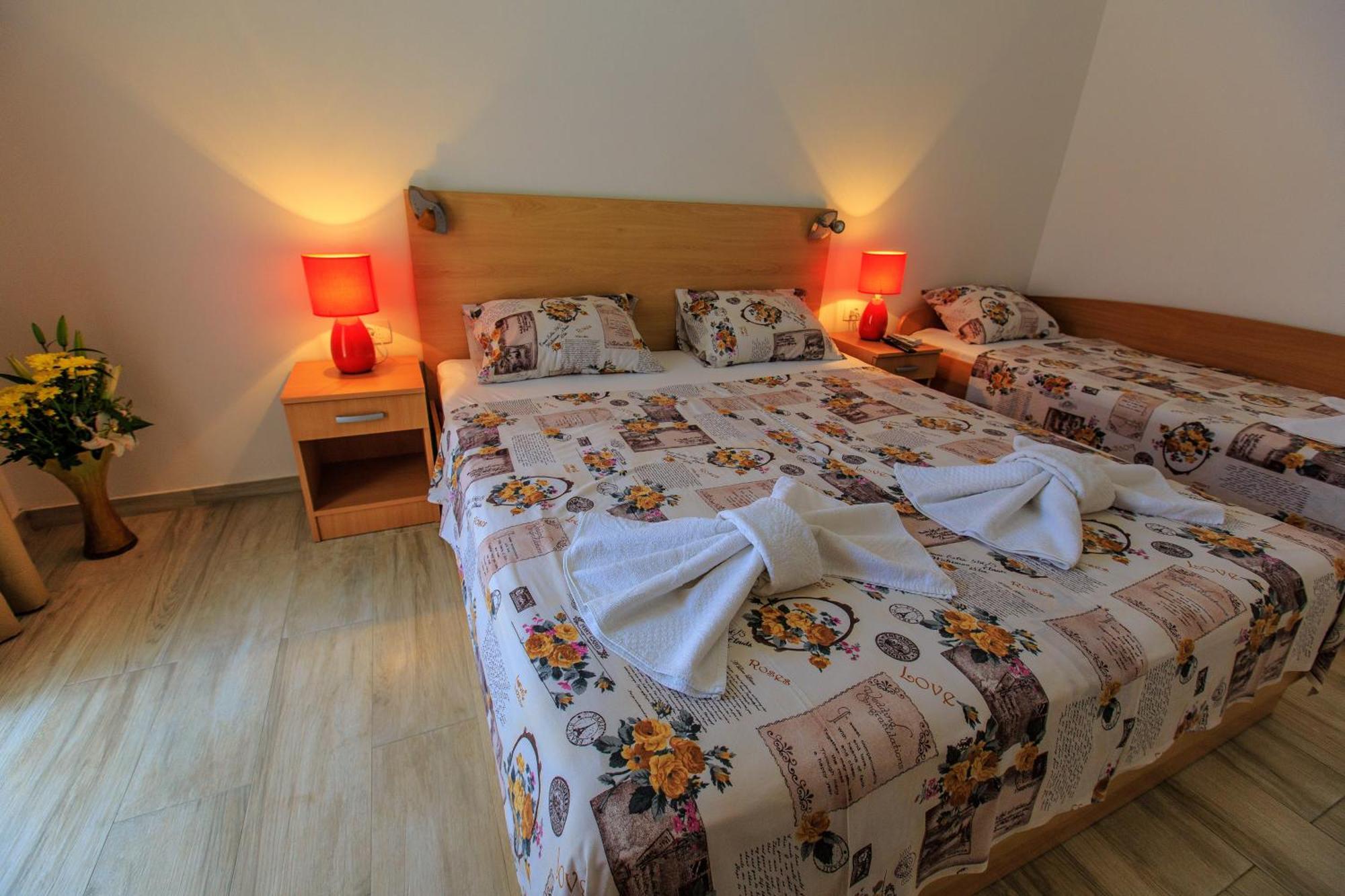 Apartments Matkovic Lux Sutomore Luaran gambar