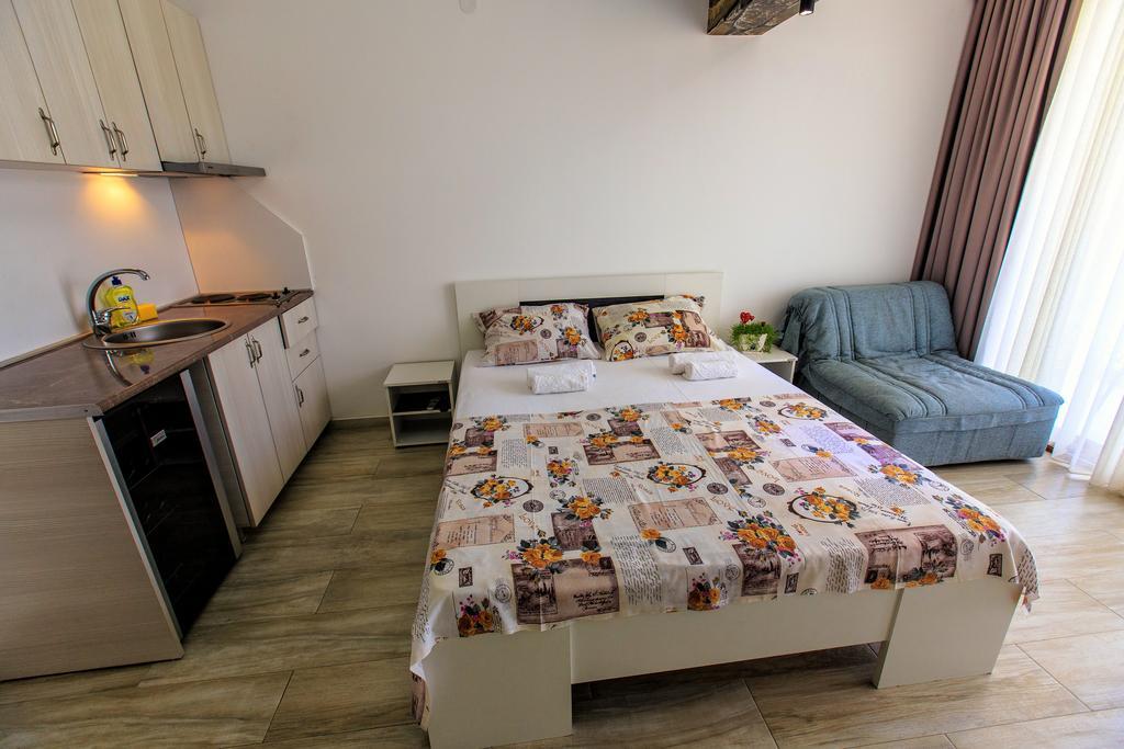 Apartments Matkovic Lux Sutomore Luaran gambar