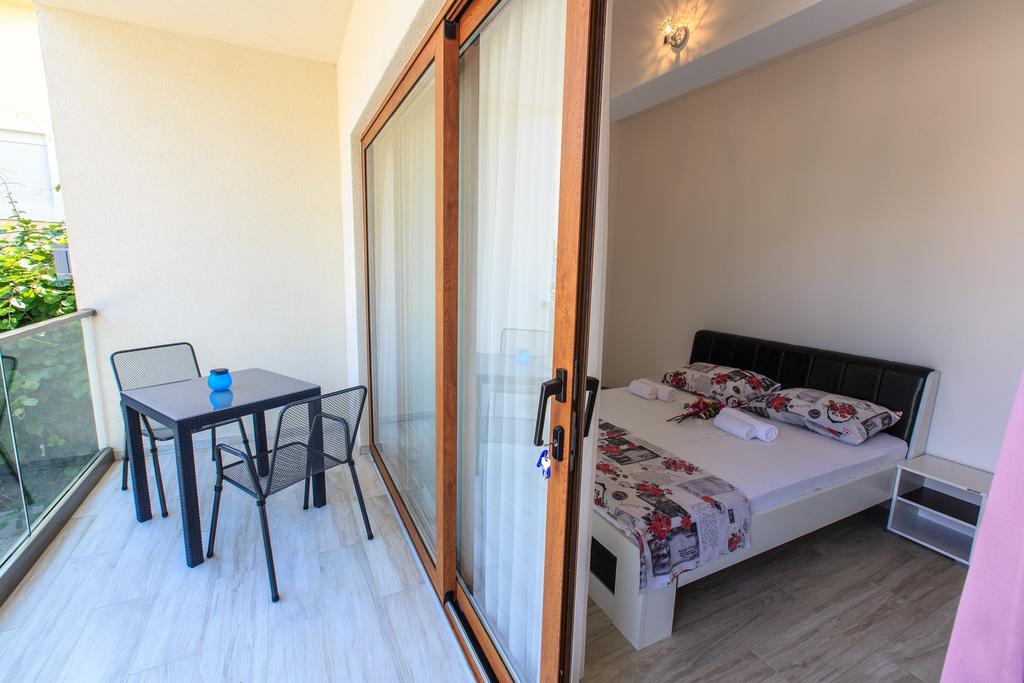 Apartments Matkovic Lux Sutomore Luaran gambar