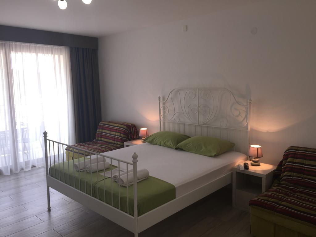 Apartments Matkovic Lux Sutomore Luaran gambar